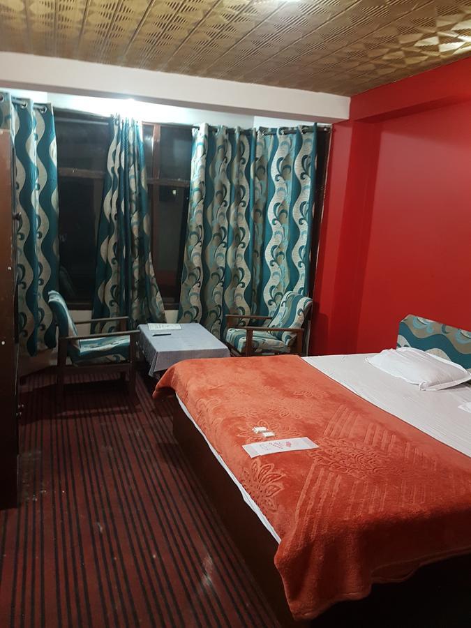 Linkway Hotel Manāli Екстериор снимка