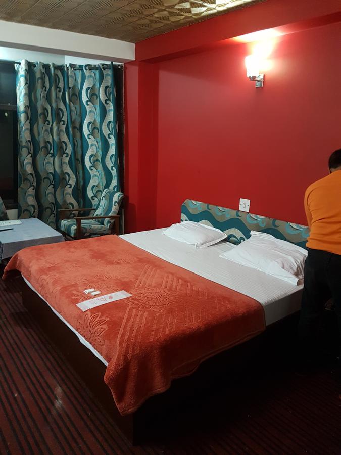 Linkway Hotel Manāli Екстериор снимка